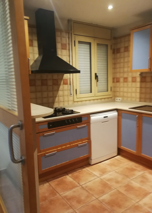 1_ cocina en casa unifamiliar antes